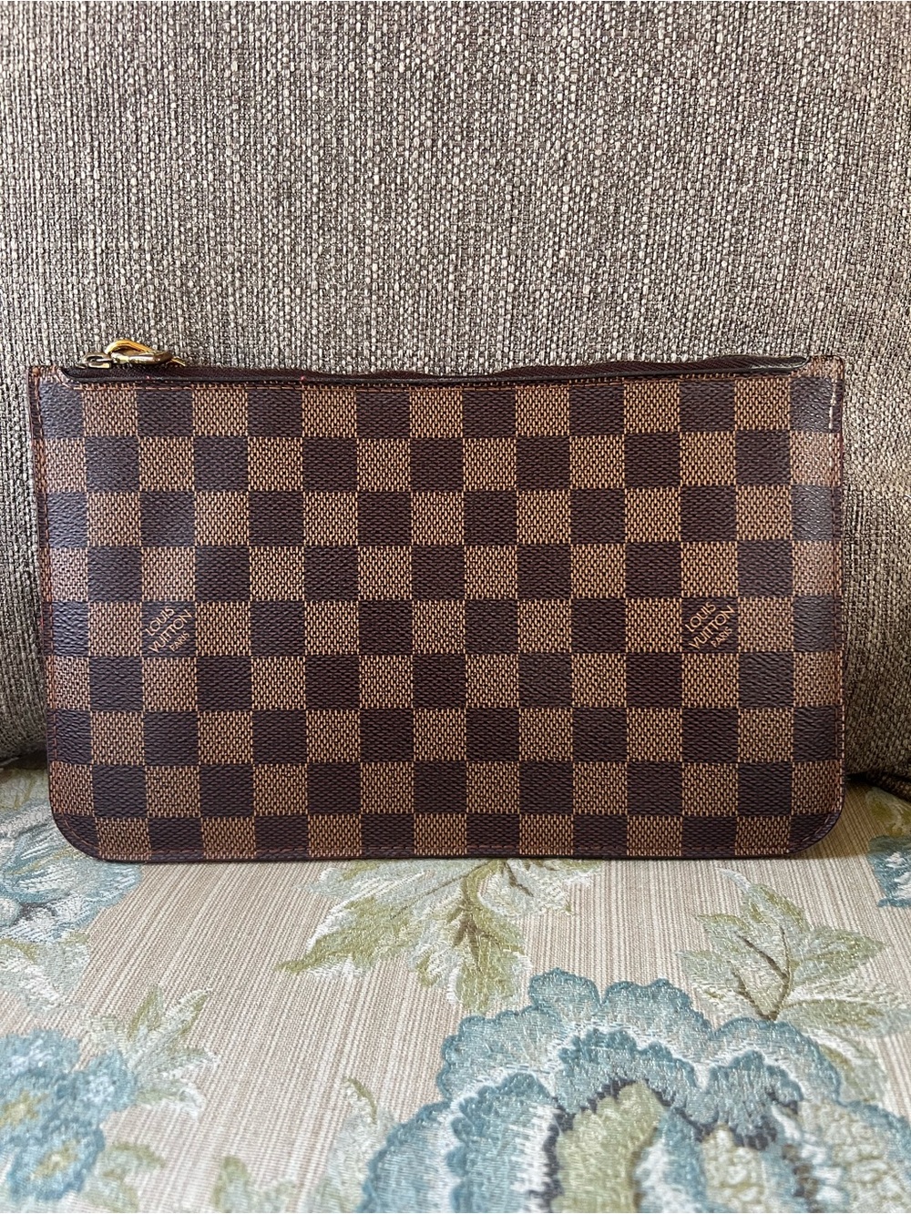 Authentic Neverfull Pouch - Picture 2 of 16